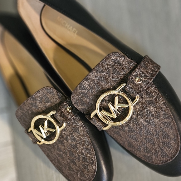 Michael Kors Rory - Picture 2 of 10